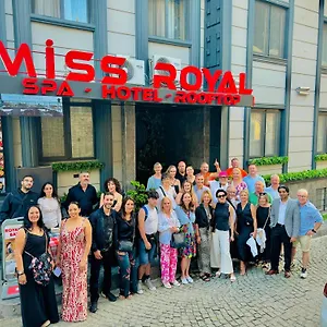 Miss Royal & Hotel